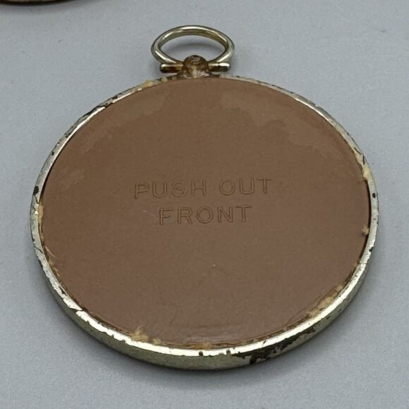 Vtg 3 Framed Cross Stitch Ornaments Fish Angel Manger Cradle Christmas Religous - Picture 11 of 14